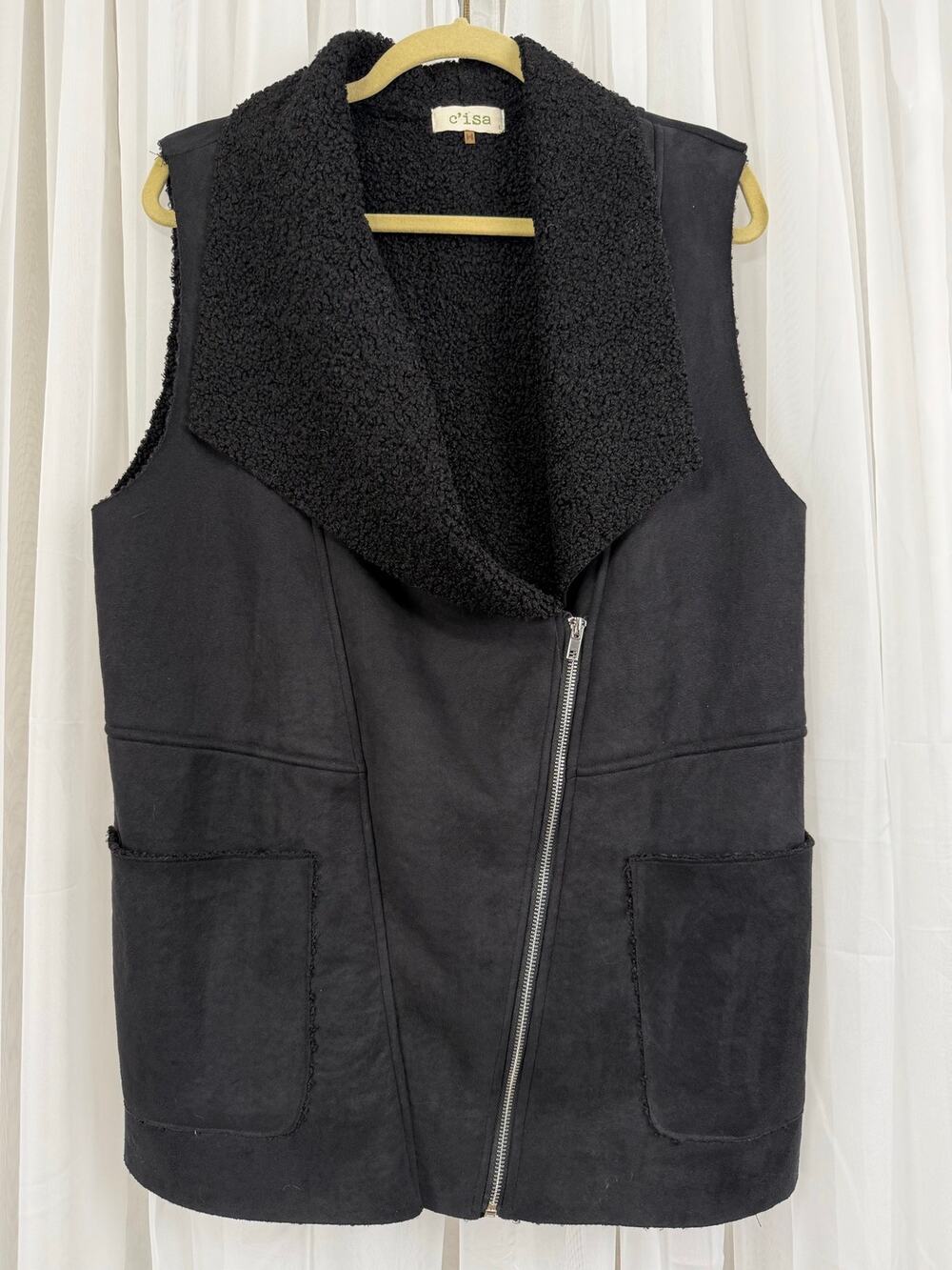 C’isa Women’s Black Sherpa Vest Large Faux Suede Asymmetrical Zip Moto Style